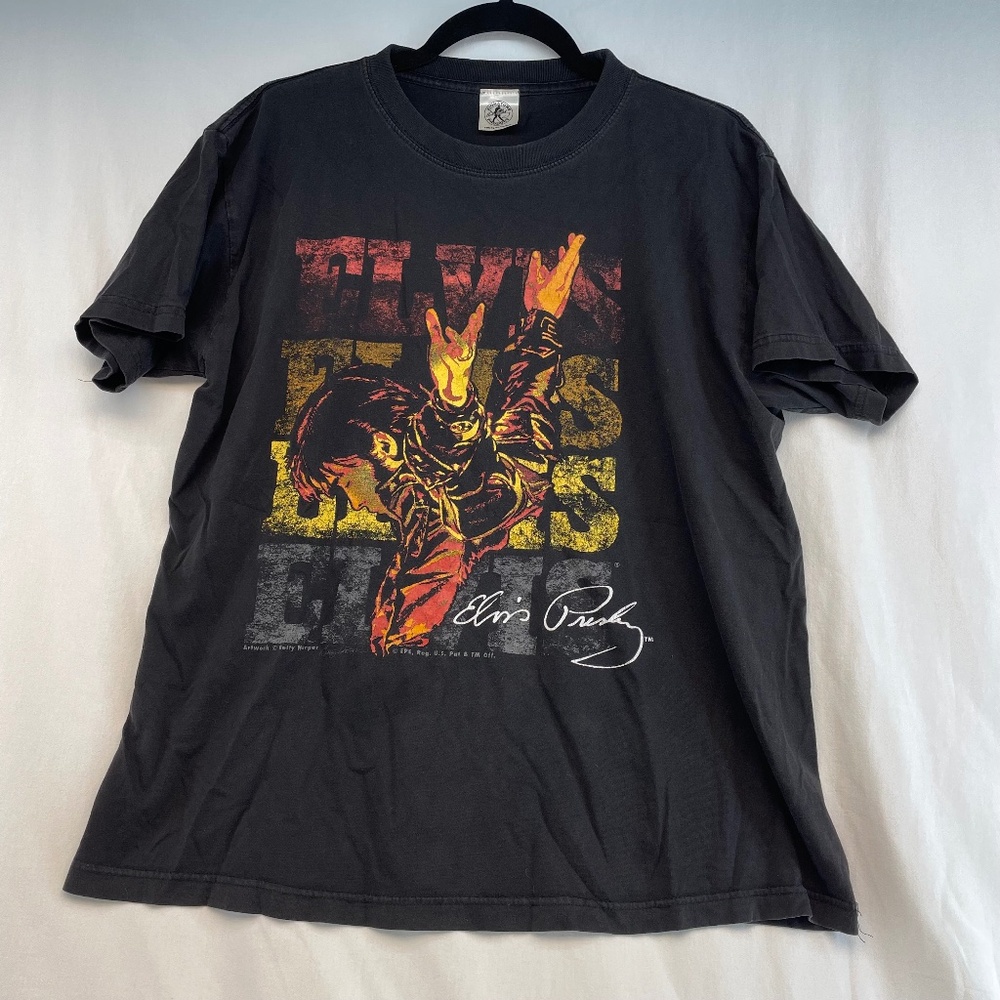 Elvis Presley Graphic T-Shirt Black Signature Product Unisex